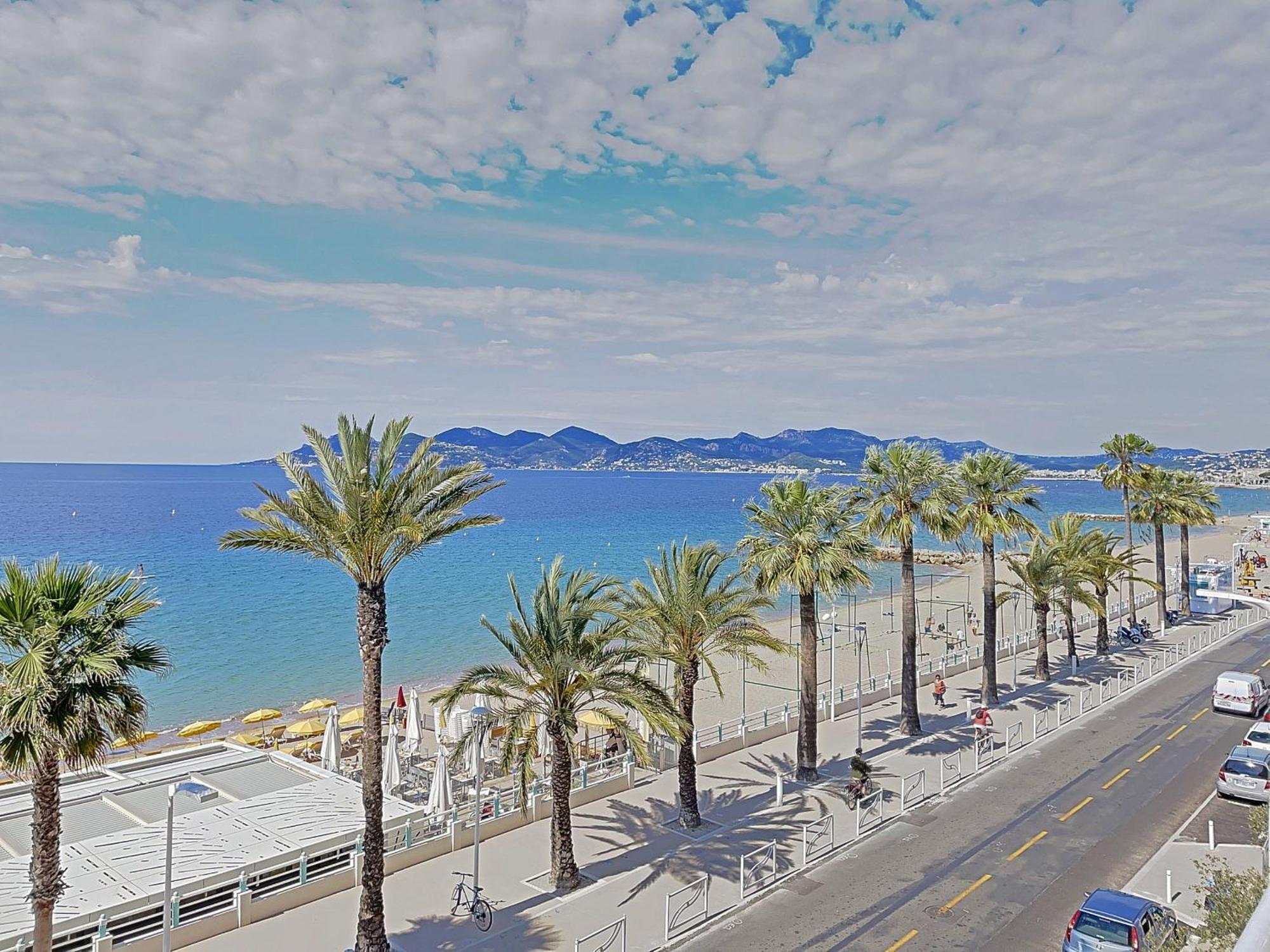 Vue Panoramique 298l Mast Cannes